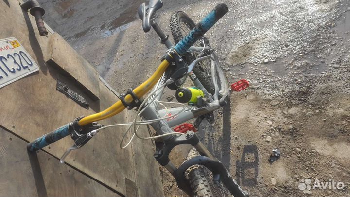 Велосипед jamis