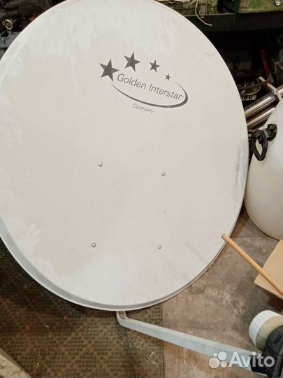 Антенна спутниковая