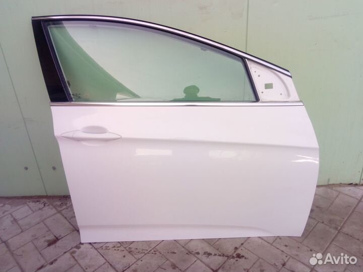 Дверь передняя Хундай Ай 40 Hyundai i40
