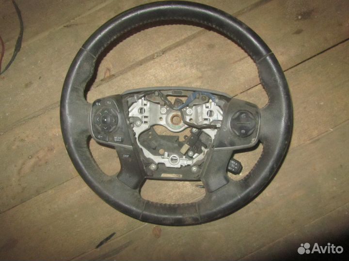 Рулевое колесо toyota Camry V50