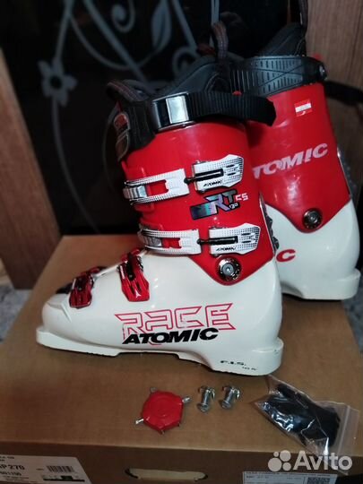 Горнолыжные ботинки atomic 27.5