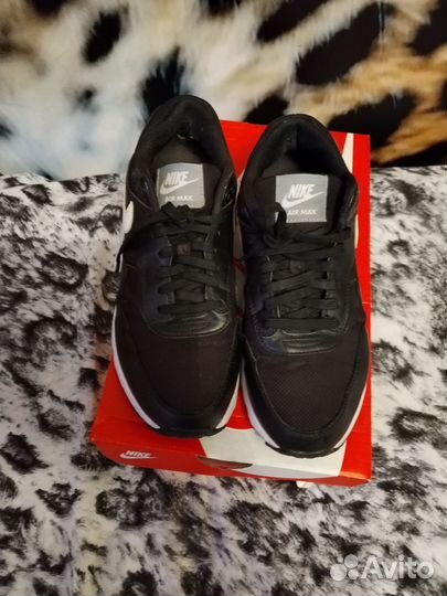 Кроссовки Nike 39