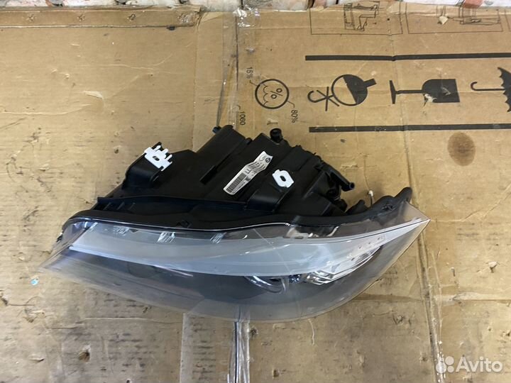 Левая фара биксенон bmw e91