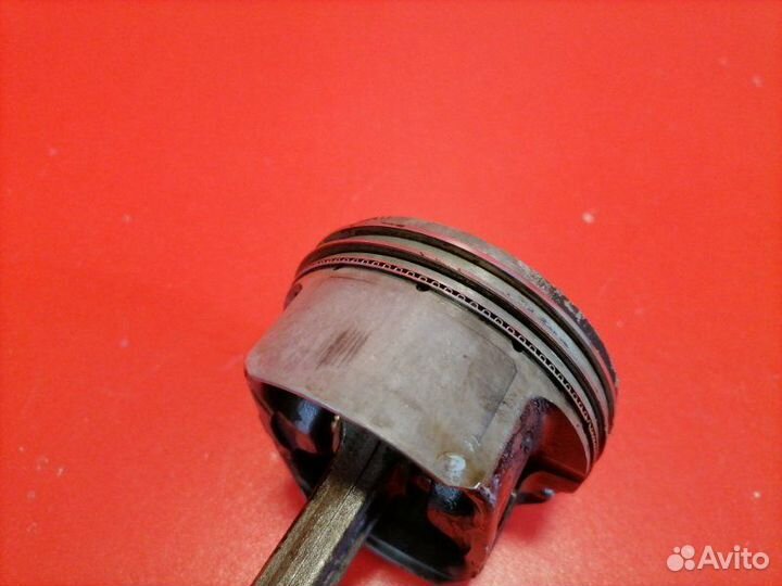 Поршень с шатуном Hyundai Solaris RB G4FC 2012