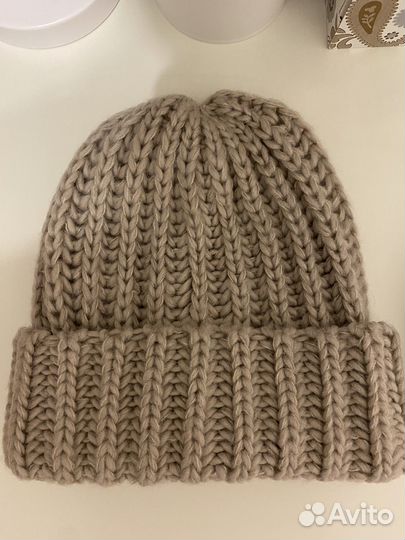 Новые шапки Zarina и Zolla