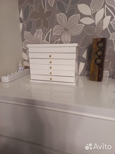 Шкатулка для украшений дерево