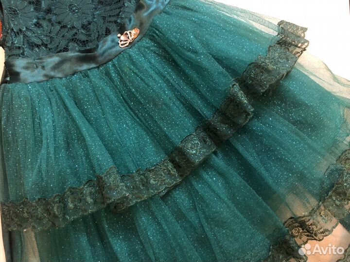 Нарядное платье