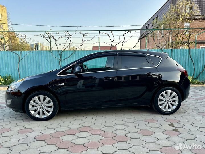 Opel Astra 1.6 AT, 2010, 179 000 км