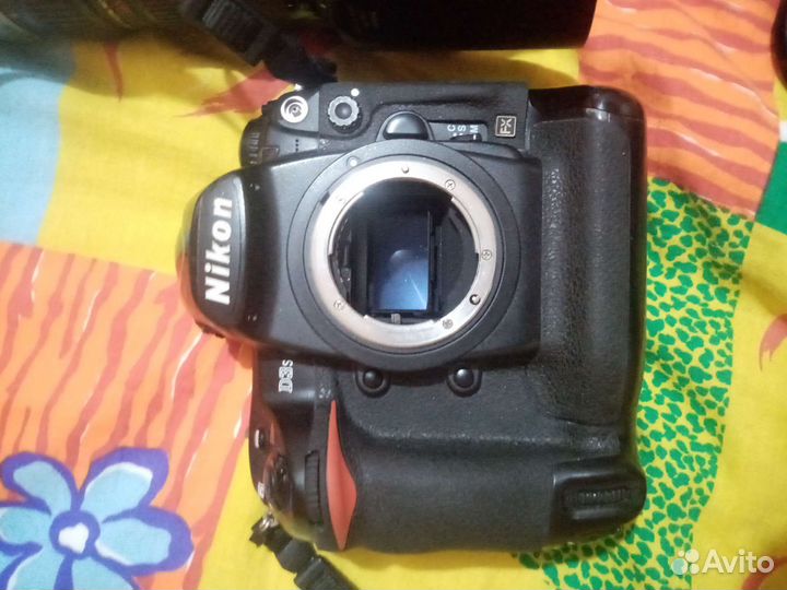 Nikon D3s body + фотовспышка Yongnuo 685 TTL