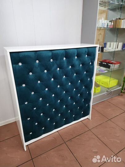 Стойка администратора