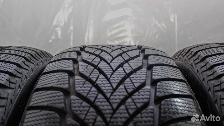Goodyear UltraGrip Ice 2 245/50 R18 104T