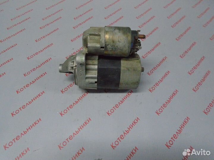 Nissan 23300-AX000 Стартер