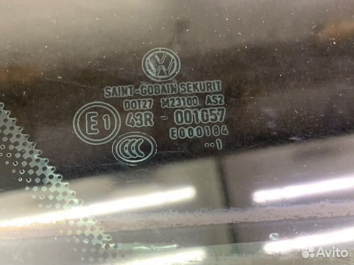 Форточка двери задняя правая Volkswagen Golf MK6