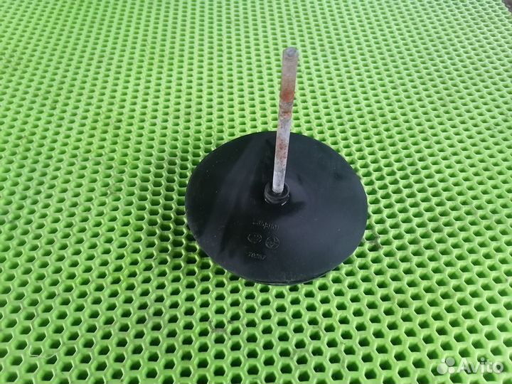 Крепление запаски Лифан Бриз