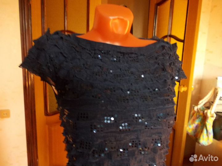 Платье с пайетками