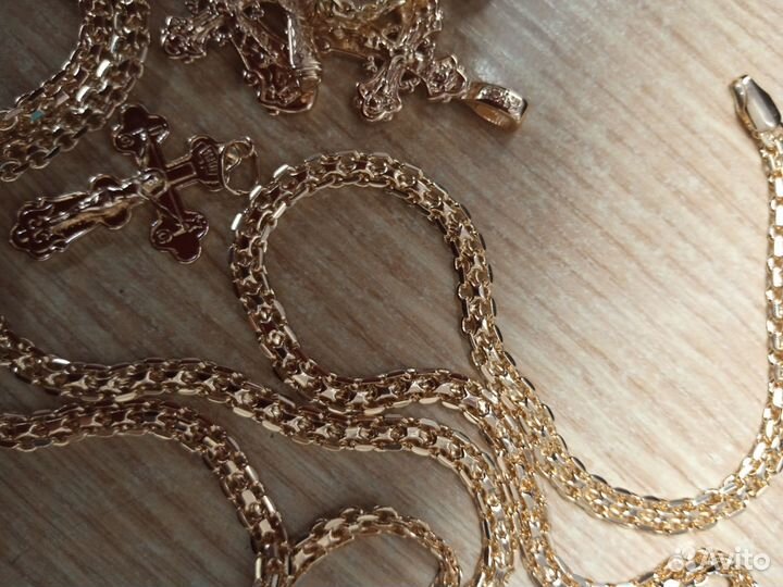 Позолоченные цепочки с крестами 50,55,60 0,5ширина