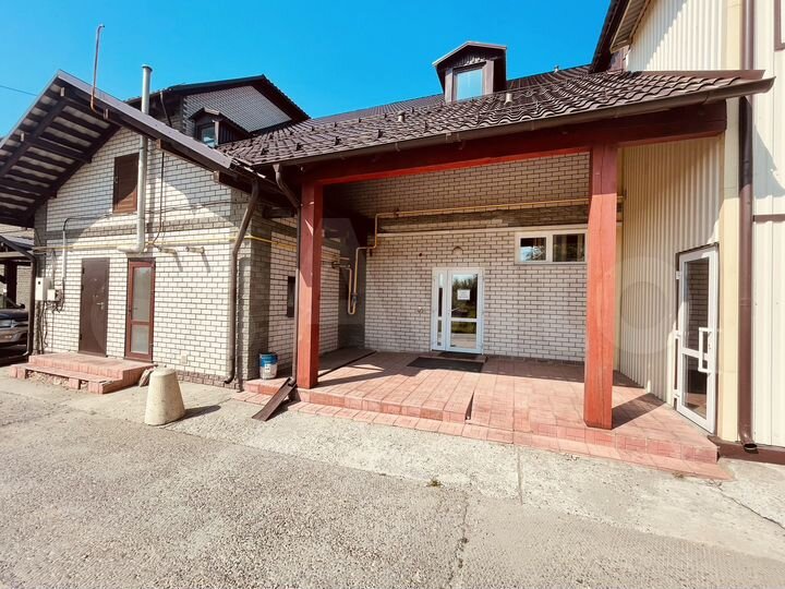 Аренда, 1 этаж, красная линия: 350м²; 170м²; 500м²