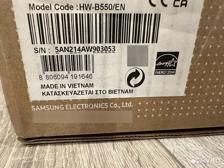 Новый саундбар Samsung HW-B550/EN