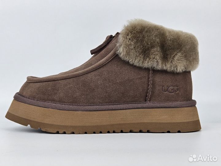 Ugg Funkette Platform Boots Cappuccino