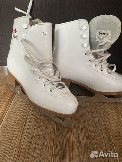 Коньки фигурные р 32. р 42чёрные