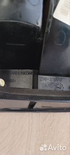 Задний правый фонарь ваз 2110