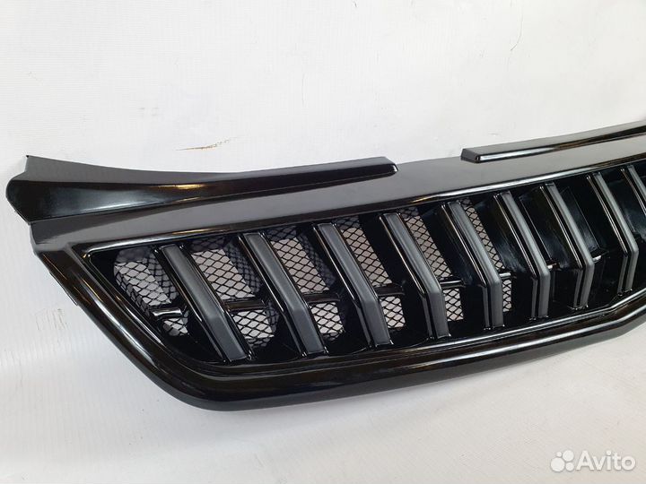 Решетка радиатора Priora 2 черный лак style AMG