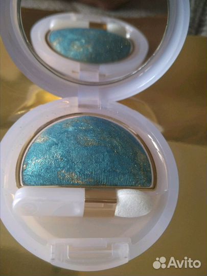 Тени для век