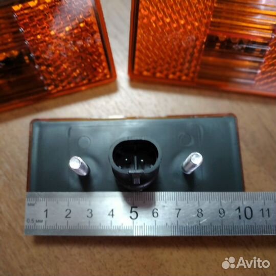 Фонарь габаритный 50.3731-008 желтый 12/24в 16шт