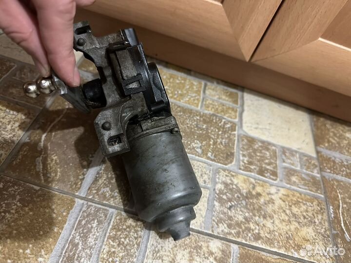 Моторчик дворников Jeep Grand Cherokee WK2 3.0D