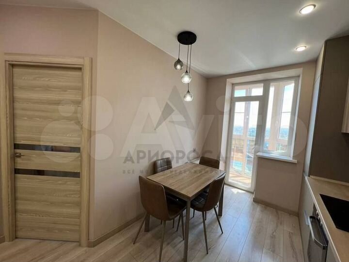 2-к. квартира, 58 м², 13/16 эт.