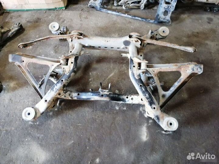 Подрамник задний Porsche Cayenne 955