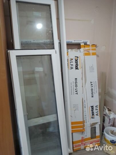 Балконная дверь с окном