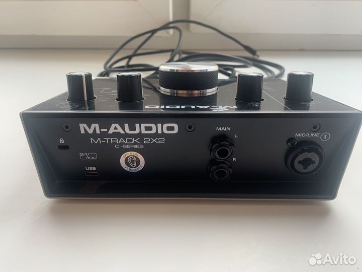 Внешняя звуковая карта M-Audio M-Track 2X2