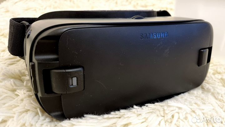 Очки виртуальной реальности Samsung gear vr