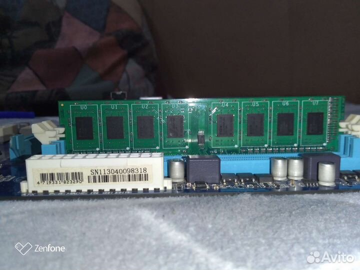 Материнская плата с процессором