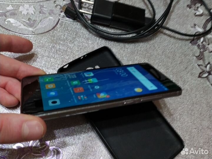 Xiaomi Redmi 4 PRO, 3/32 ГБ