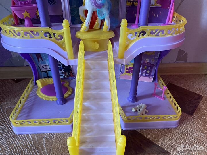 Игрушка Замок