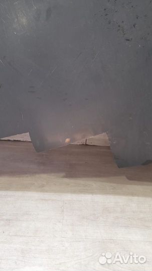 Крыло заднее левое Volkswagen Caddy 3 С 2004 По