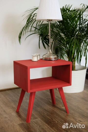 Тумба прикроватная из массива