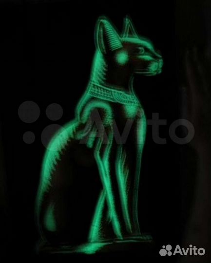 Папирус с Нефертити