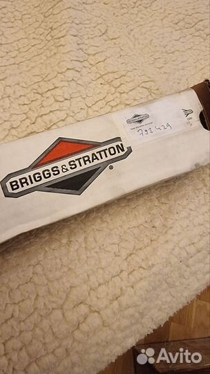 Коленчатый вал двигателя Briggs&Stratton 793429