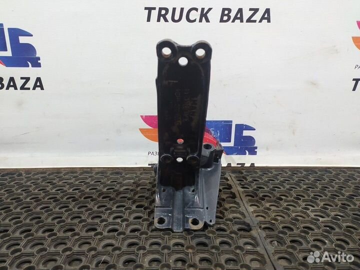 Кронштейн торсиона кабины левый