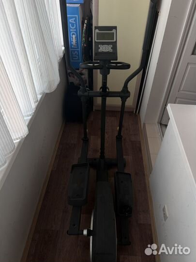Эллиптический тренажер