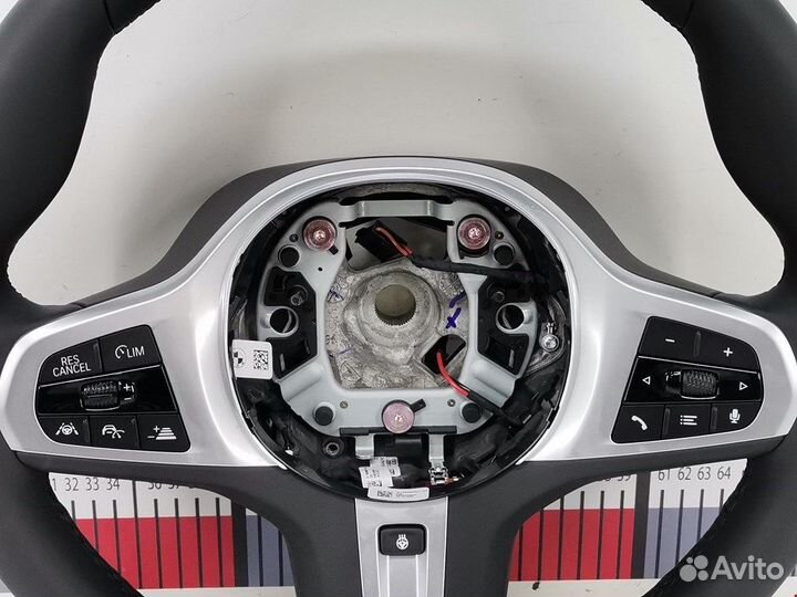 Руль для BMW 5-Series (G30/G31/G38) 32308008185