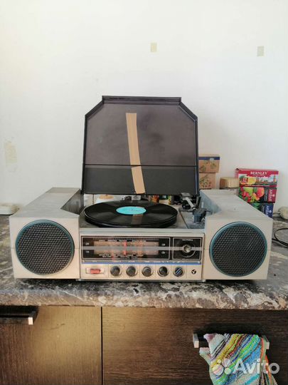 Магнитофон