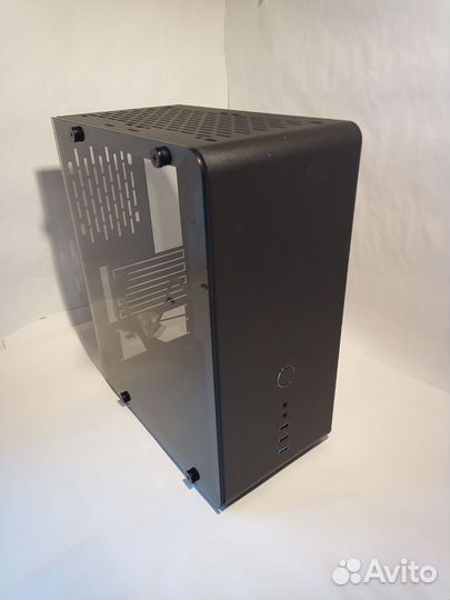 Компьютерный корпус mATX, Mini-ITX