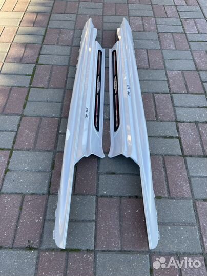 Накладки на пороги mini F56 F57 JCW