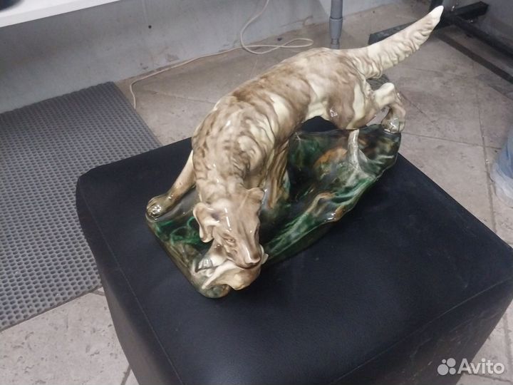 Антикварный статуетка собака