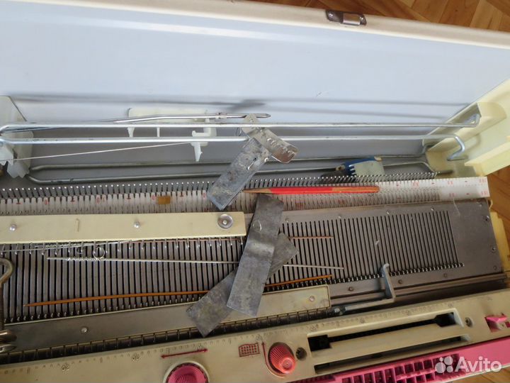 Вязальная машина Toyota KS-858