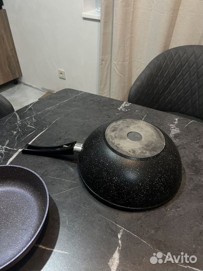 Сковорода каменная
